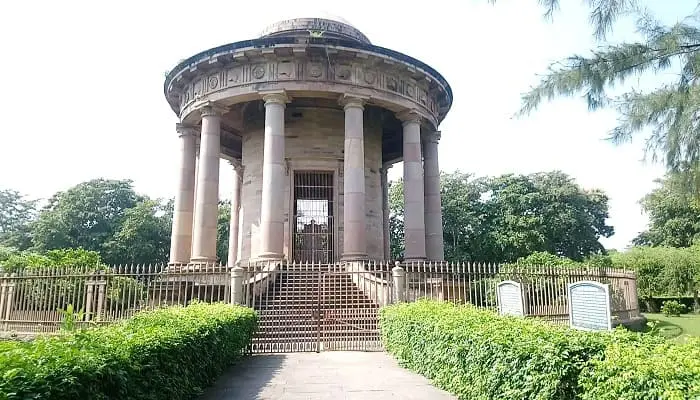 Lord Cornwallis Tomb